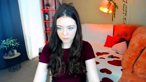 Snapshot of alluringeyess chatting on 8, 7, 2026 alluringeyess online show from 8, 7, 2026