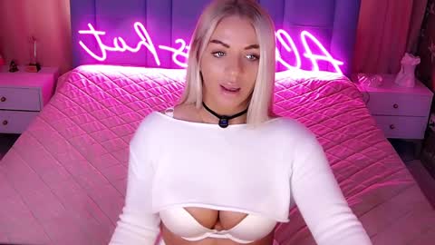 AlwaysHot online show from 26, 3, 2026