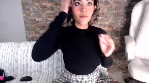 Snapshot of ally_summer chatting on 3, 1, 2025 ally_summer online show from 3, 1, 2025