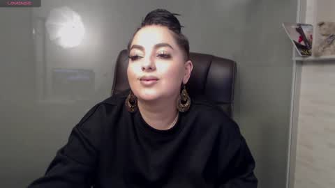         online show from 8, 3, 2025