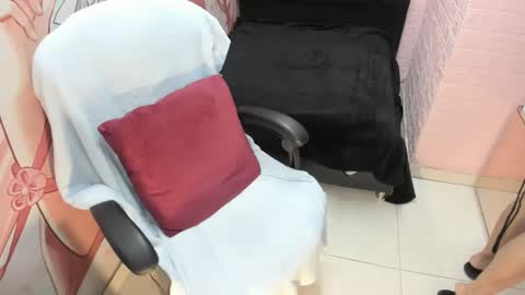 Snapshot of allysonmilf chatting on 19, 3, 2026 Allyson online show from 19, 3, 2026