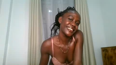 Snapshot of alma_feliz chatting on 16, 6, 2026 alma online show from 16, 6, 2026