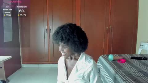 Snapshot of almasaennz chatting on 8, 3, 2025   online show from 8, 3, 2025