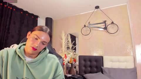 Santy online show from 6, 2, 2026