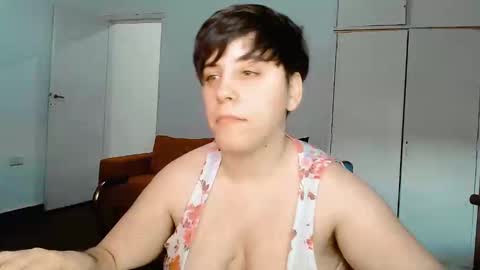 Snapshot of almondonwheels chatting on 20, 1, 2025 Almond online show from 20, 1, 2025