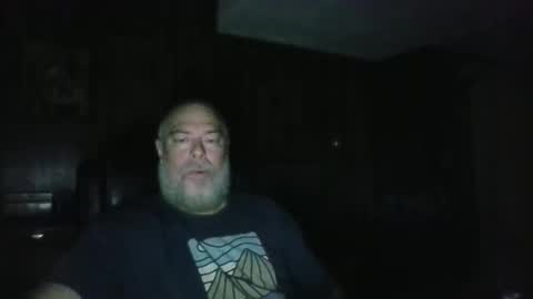 Snapshot of almostdaylight chatting on 5, 11, 2025 AlmostDaylight online show from 5, 11, 2025