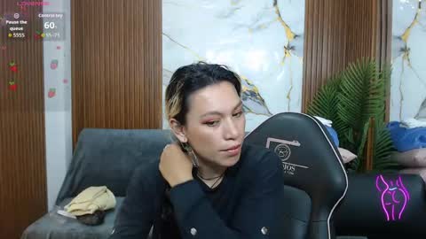 Snapshot of alonddra_tay chatting on 25, 5, 2026 alonddra_tay online show from 25, 5, 2026