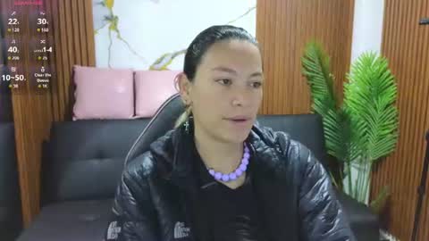 Snapshot of alonddra_tay chatting on 28, 6, 2026 alonddra_tay online show from 28, 6, 2026