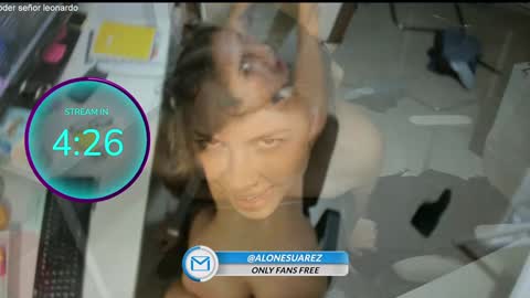 Alondra Suarez online show from 24, 10, 2025