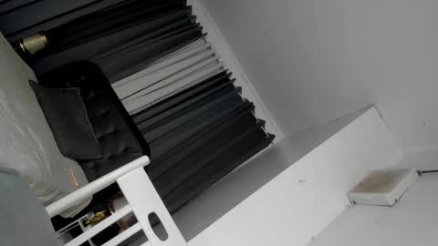 Shane online show from 4, 12, 2025