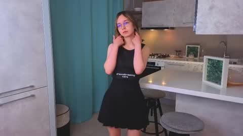 Alorena online show from 5, 12, 2025