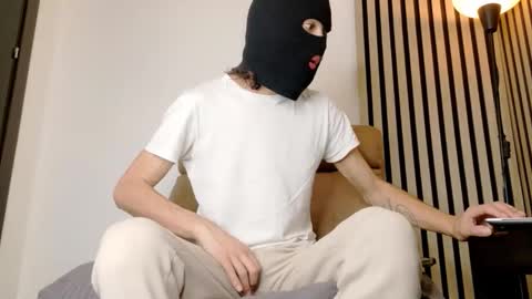 Snapshot of alphafindomhot chatting on 16, 12, 2025 alphafindomhot online show from 16, 12, 2025