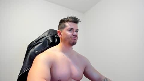 Snapshot of alphagodleatherking92 chatting on 15, 1, 2025 LeatherMaster online show from 15, 1, 2025