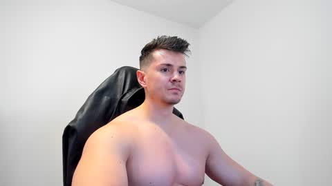 Snapshot of alphagodleatherking92 chatting on 26, 1, 2025 LeatherMaster online show from 26, 1, 2025