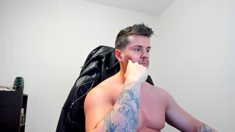 Snapshot of alphagodleatherking92 chatting on 21, 2, 2025 LeatherMaster online show from 21, 2, 2025