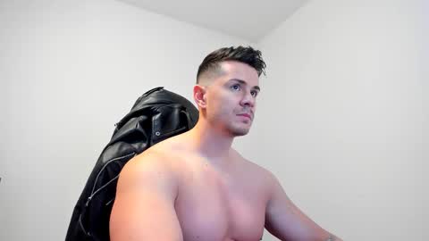 Snapshot of alphagodleatherking92 chatting on 23, 2, 2025 LeatherMaster online show from 23, 2, 2025