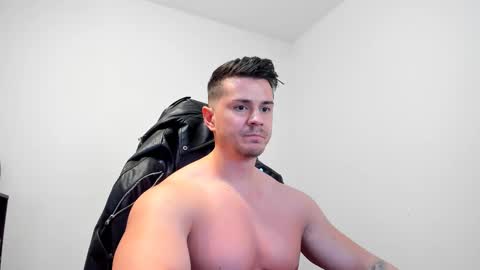 Snapshot of alphagodleatherking92 chatting on 23, 2, 2025 LeatherMaster online show from 23, 2, 2025