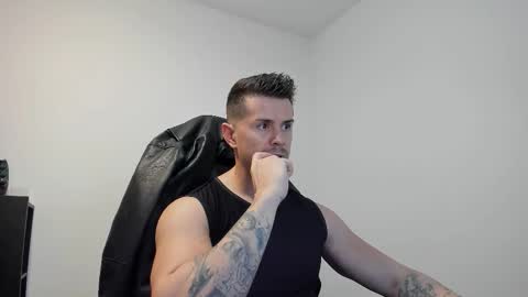 Snapshot of alphagodleatherking92 chatting on 27, 9, 2025 LeatherMaster online show from 27, 9, 2025