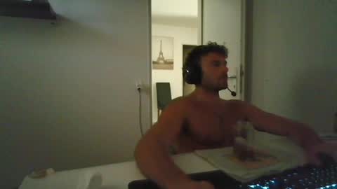 Snapshot of alphah_hunk chatting on 25, 6, 2026 alphah_hunk online show from 25, 6, 2026