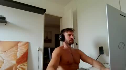 Snapshot of alphah_hunk chatting on 19, 7, 2026 alphah_hunk online show from 19, 7, 2026