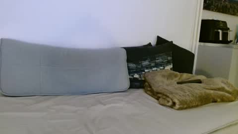 alphahung23 online show from 9, 1, 2026