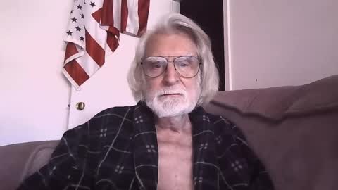 AlphaUniform online show from 12, 5, 2026