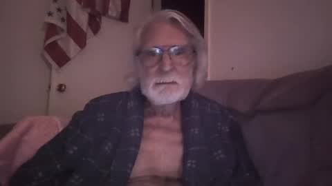 AlphaUniform online show from 15, 5, 2026