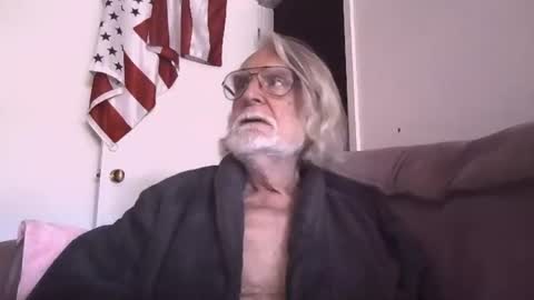 Snapshot of alphauniform chatting on 12, 6, 2026 AlphaUniform online show from 12, 6, 2026