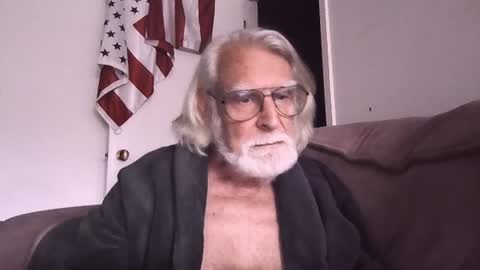 Snapshot of alphauniform chatting on 26, 6, 2026 AlphaUniform online show from 26, 6, 2026