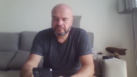 Snapshot of alsi72 chatting on 22, 4, 2026 alsi72 online show from 22, 4, 2026