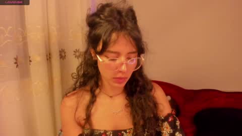 Snapshot of aluna_0310 chatting on 2, 12, 2024 . . online show from 2, 12, 2024