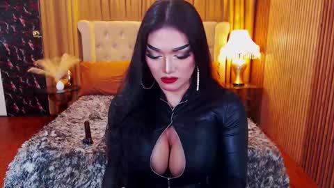 Alura Jhenson online show from 9, 9, 2025