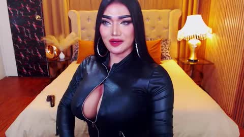 Alura Jhenson online show from 11, 11, 2025