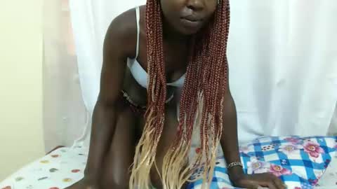 Snapshot of alvine_keji chatting on 4, 12, 2025 Alvine keji online show from 4, 12, 2025