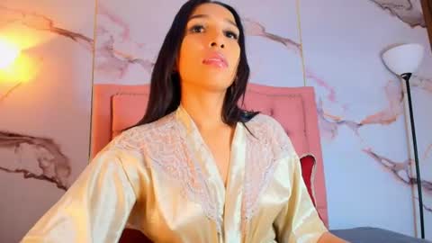 Snapshot of alyathompson chatting on 14, 7, 2026 Alya online show from 14, 7, 2026