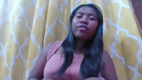 alydiah816442 online show from 12, 4, 2026