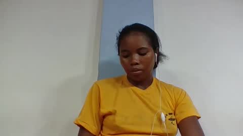 Snapshot of alydie7 chatting on 19, 4, 2026 alydie7 online show from 19, 4, 2026