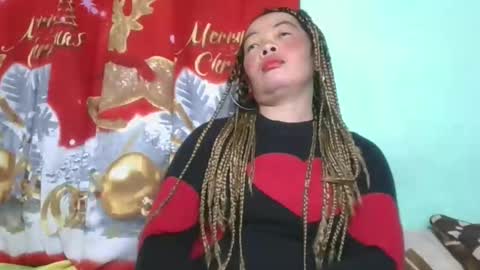 Snapshot of alypierette chatting on 1, 2, 2026 alypierette online show from 1, 2, 2026