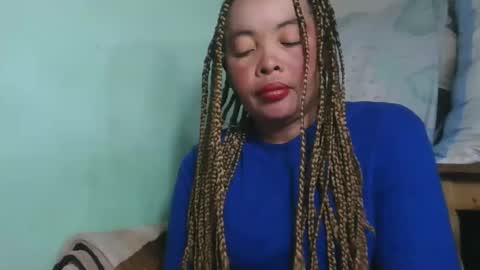 Snapshot of alypierette chatting on 6, 2, 2026 alypierette online show from 6, 2, 2026