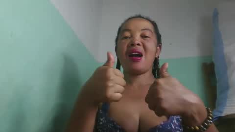 Snapshot of alypierette chatting on 22, 4, 2026 alypierette online show from 22, 4, 2026