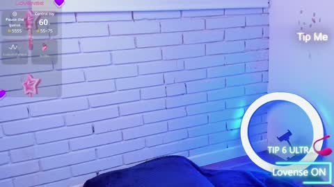 Snapshot of alys_molly chatting on 23, 12, 2024 sopie online show from 23, 12, 2024