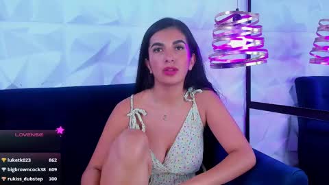 Snapshot of alys_molly chatting on 11, 2, 2025 sopie online show from 11, 2, 2025