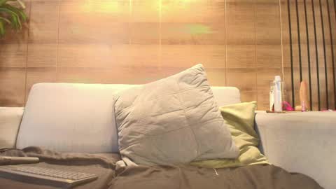 Snapshot of alys_molly chatting on 5, 4, 2026 sopie online show from 5, 4, 2026