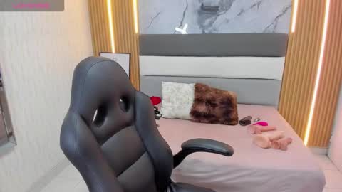  ALYSSA   online show from 30, 10, 2025