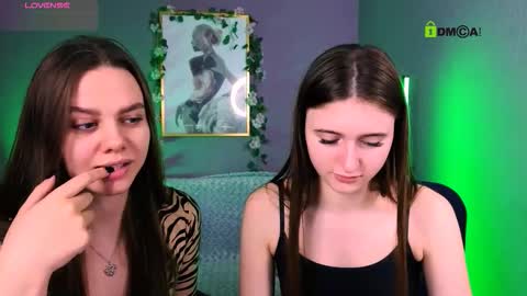 alyssamoan online show from 29, 11, 2025