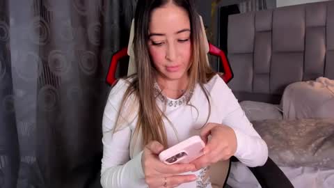 Snapshot of alyzeegorgeous chatting on 9, 10, 2025 Alyze make feel hot as hell online show from 9, 10, 2025