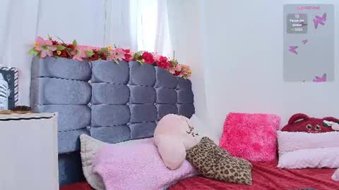 Snapshot of amabella_w chatting on 13, 6, 2026 Isabella online show from 13, 6, 2026