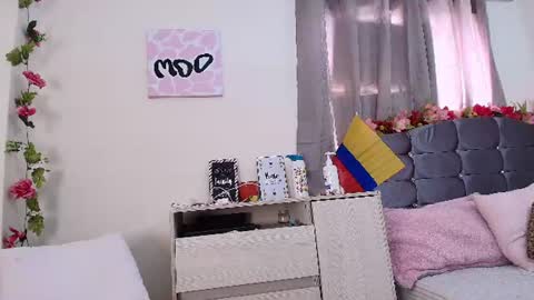 Snapshot of amabella_w chatting on 3, 7, 2026 Isabella online show from 3, 7, 2026