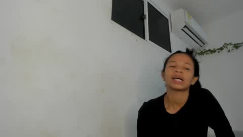 AMAIA online show from 5, 4, 2026