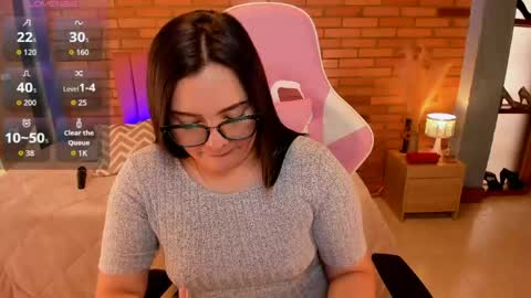 Hi Im AmaiaHelp me reach 100 likes online show from 18, 5, 2026